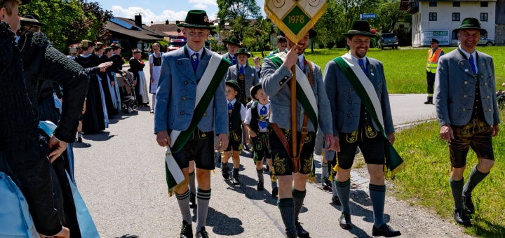 Fahnenabordnung Trachtenverein
