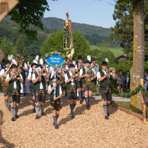 Einzug ins Festzelt
