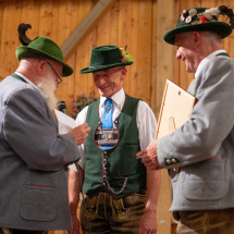 Goldene Ehrennadel vom Gau für Richard Haager Goldene Ehrennadel vom Gau